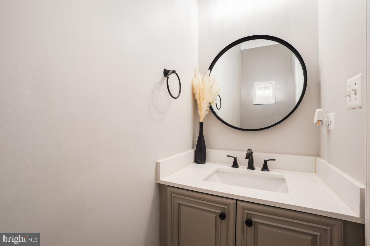 43603 Ryder Cup Square Ashburn, VA 20147 - Photo 14 of 48