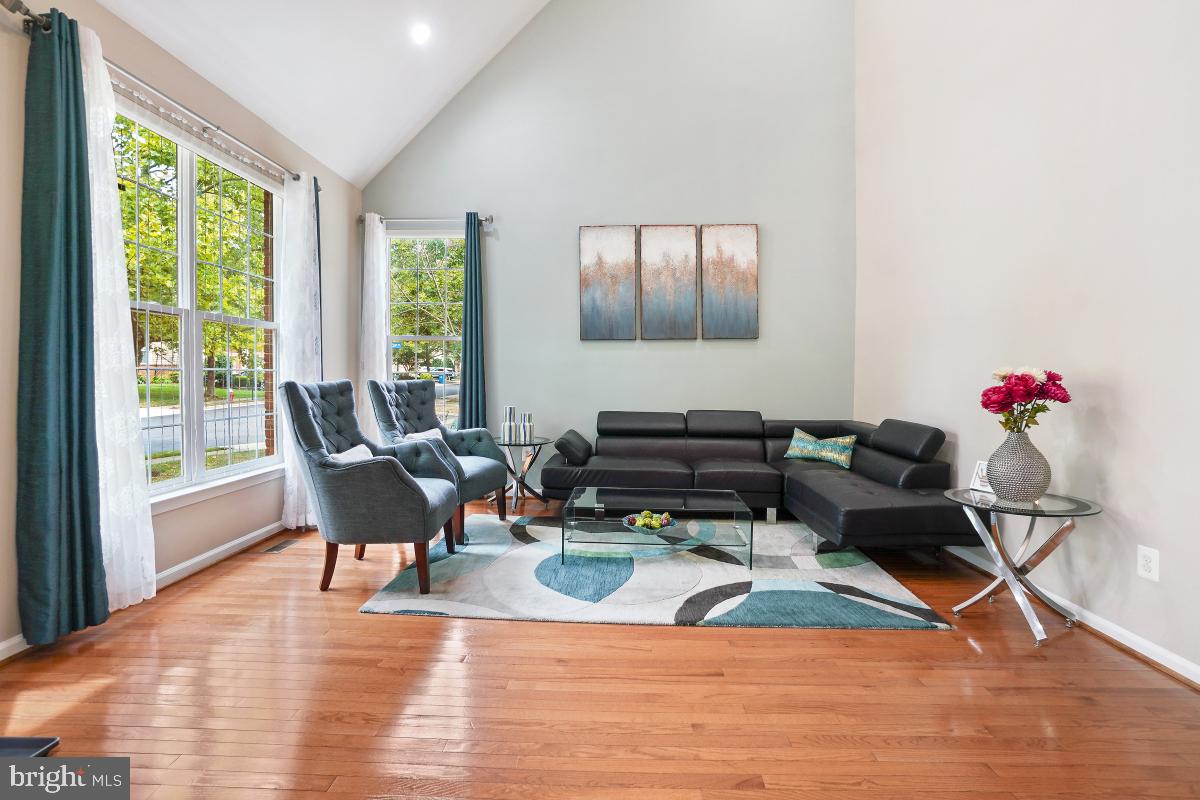 43603 Ryder Cup Square Ashburn, VA 20147 - Photo 4 of 48