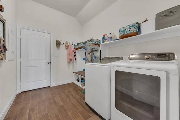 $429,000 | 3706 Iron Horse Pass, Krum, TX 76249