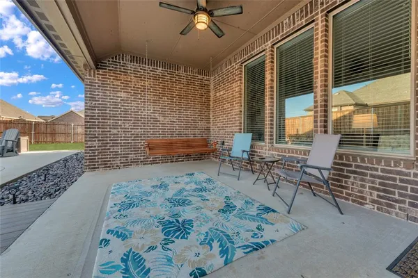 $429,000 | 3706 Iron Horse Pass, Krum, TX 76249