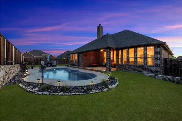 $429,000 | 3706 Iron Horse Pass, Krum, TX 76249