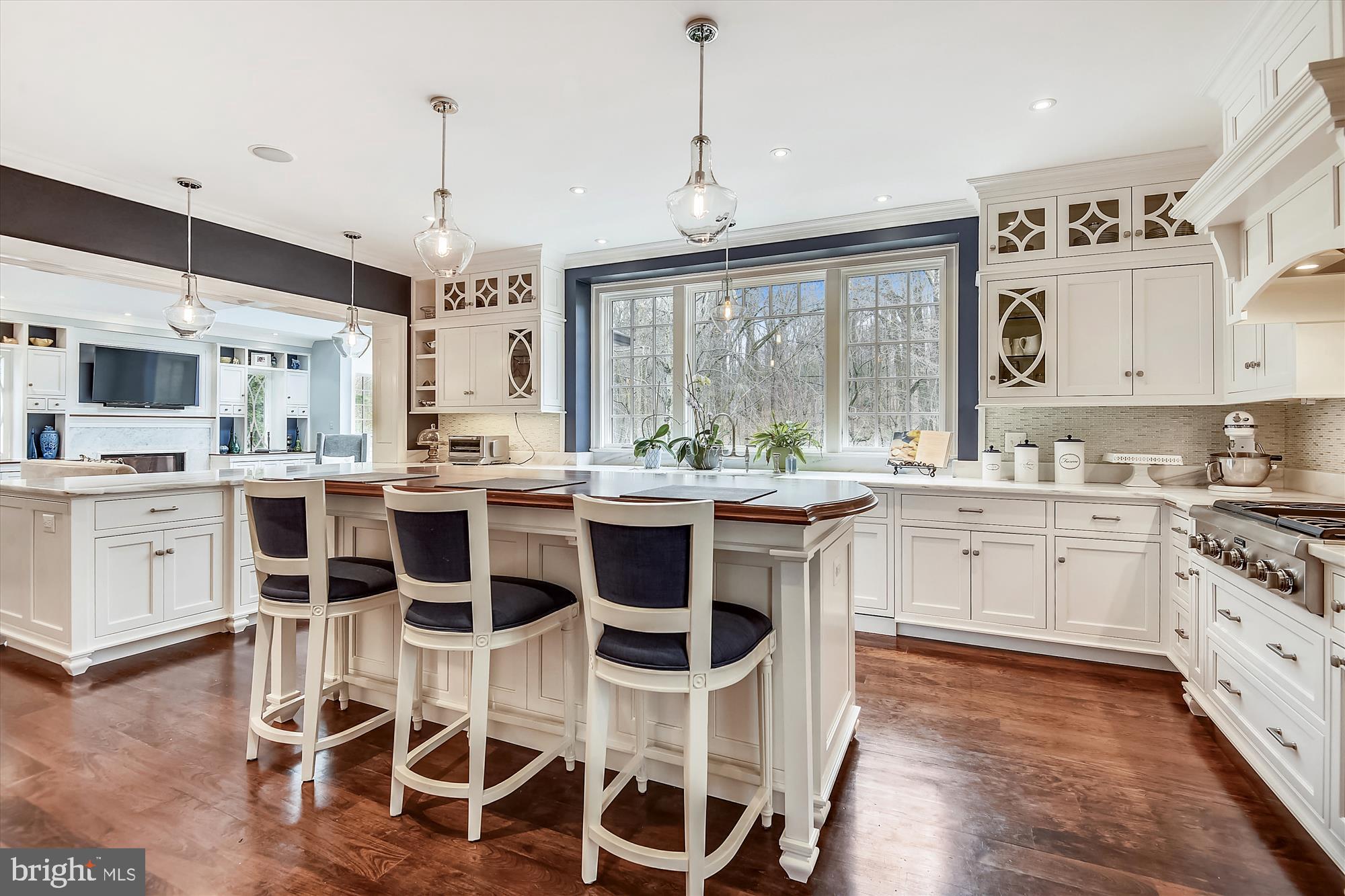 6137 Long Meadow Road McLean, VA 22101 - Photo 9 of 97 Gallery Image 9
