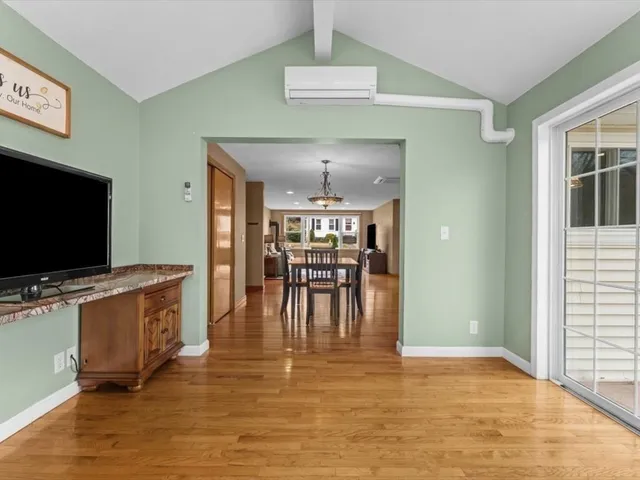 $490,000 | 11 Benson Street, Worcester, MA 01604