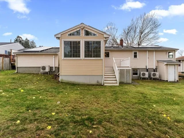 $490,000 | 11 Benson Street, Worcester, MA 01604