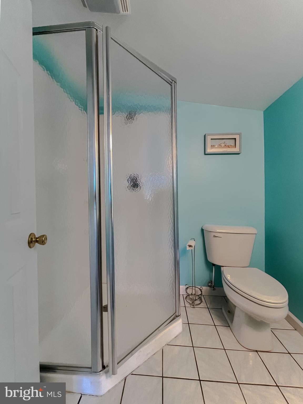 18111 River Road Tall Timbers, MD 20690 - Photo 23 of 39 3rd Full Bathroom