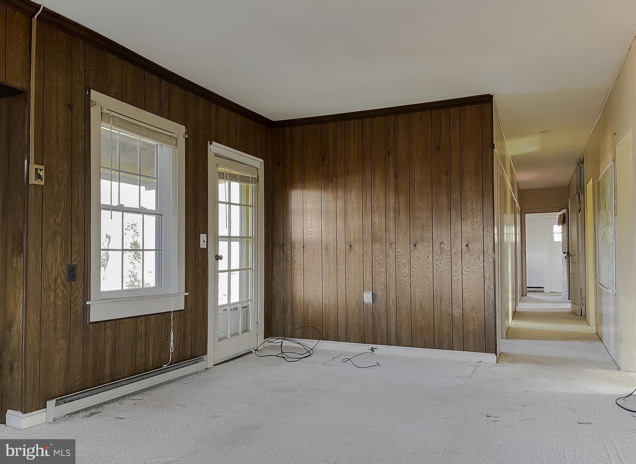 18111 River Road Tall Timbers, MD 20690 - Photo 7 of 39 Living Room