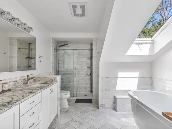 $1,195,000 | 130 Deer Run Drive, Shelburne, VT 05482