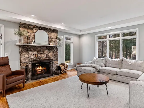 $1,195,000 | 130 Deer Run Drive, Shelburne, VT 05482