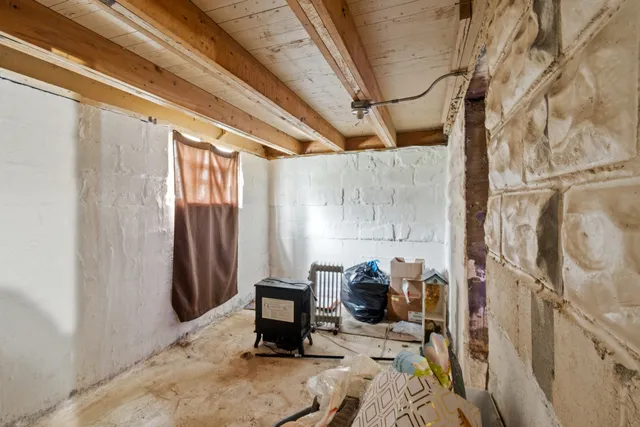 a view of a storage & utility room
