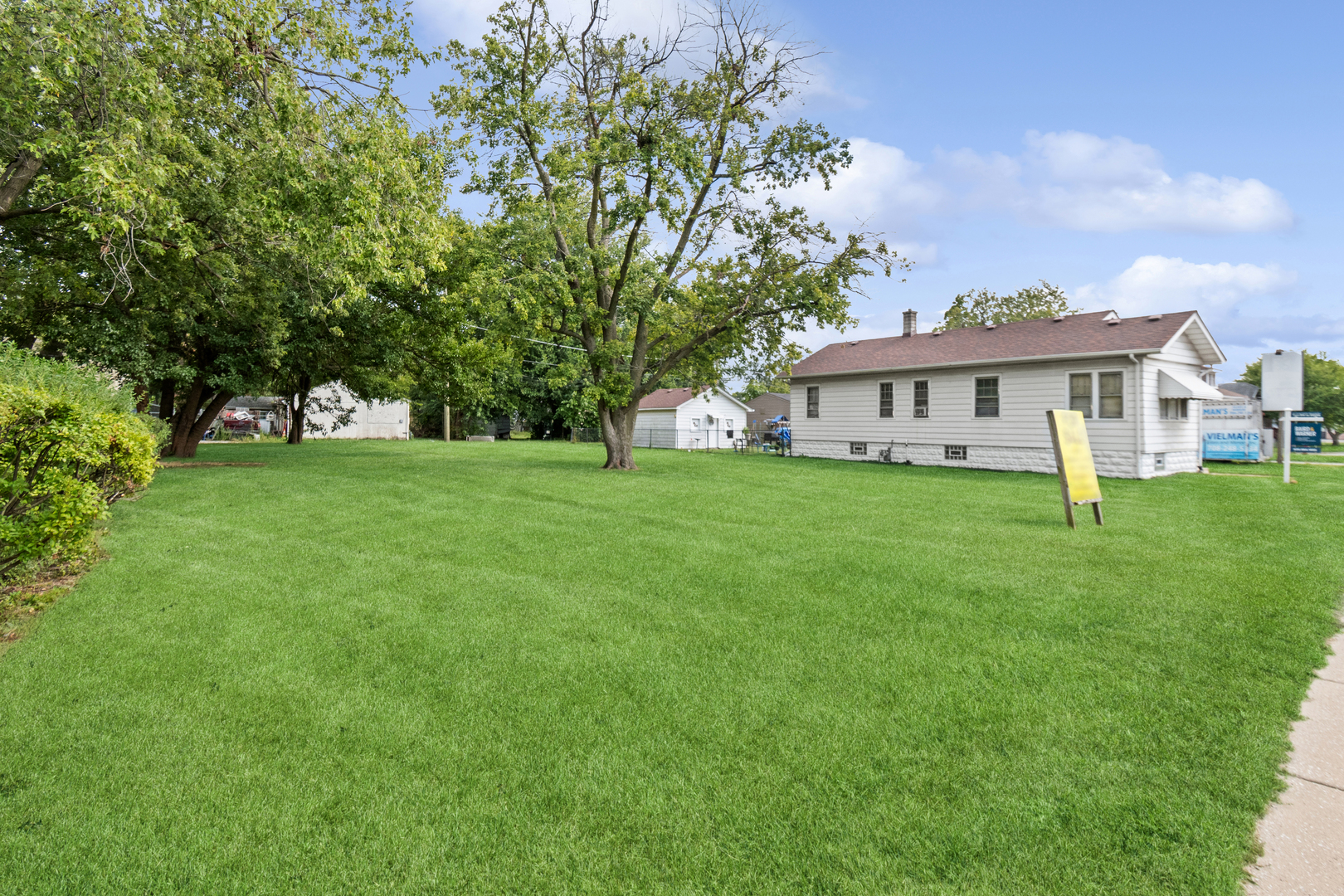 3117 Chicago Road Steger, IL 60475 - Photo 19 of 23 a view of a house with a big yard