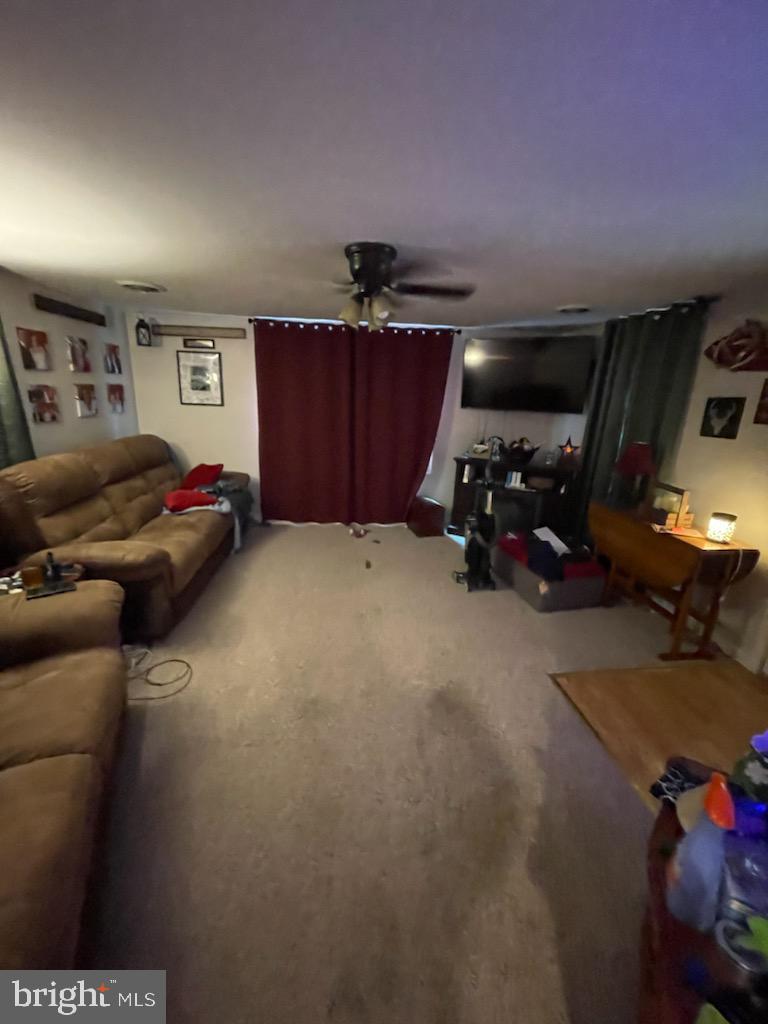 839 Hade Road Chambersburg, PA 17202 - Photo 2 of 6 Gallery Image 2