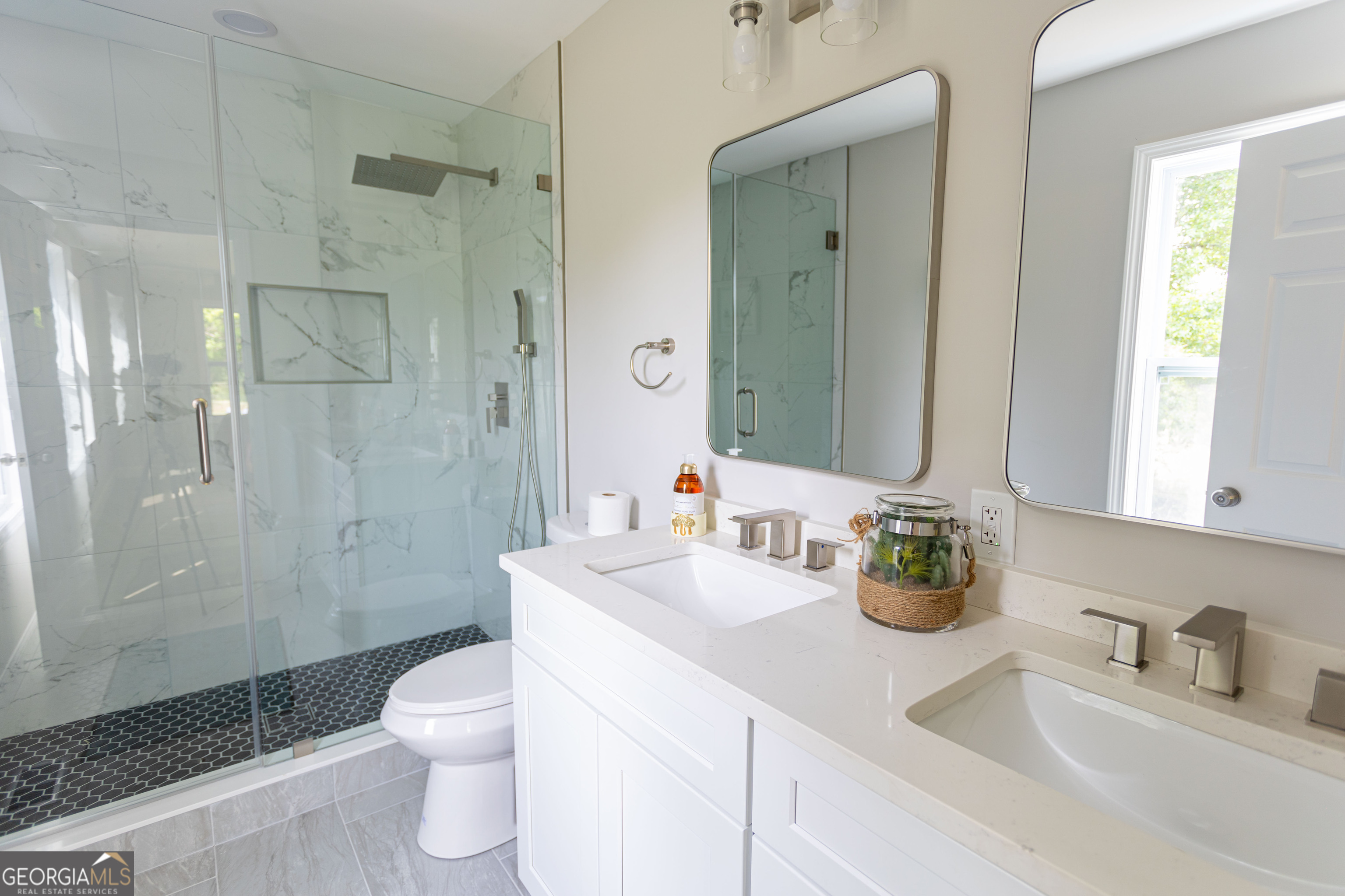 1073 West E King Road Commerce, GA 30530 - Photo 16 of 75 Main