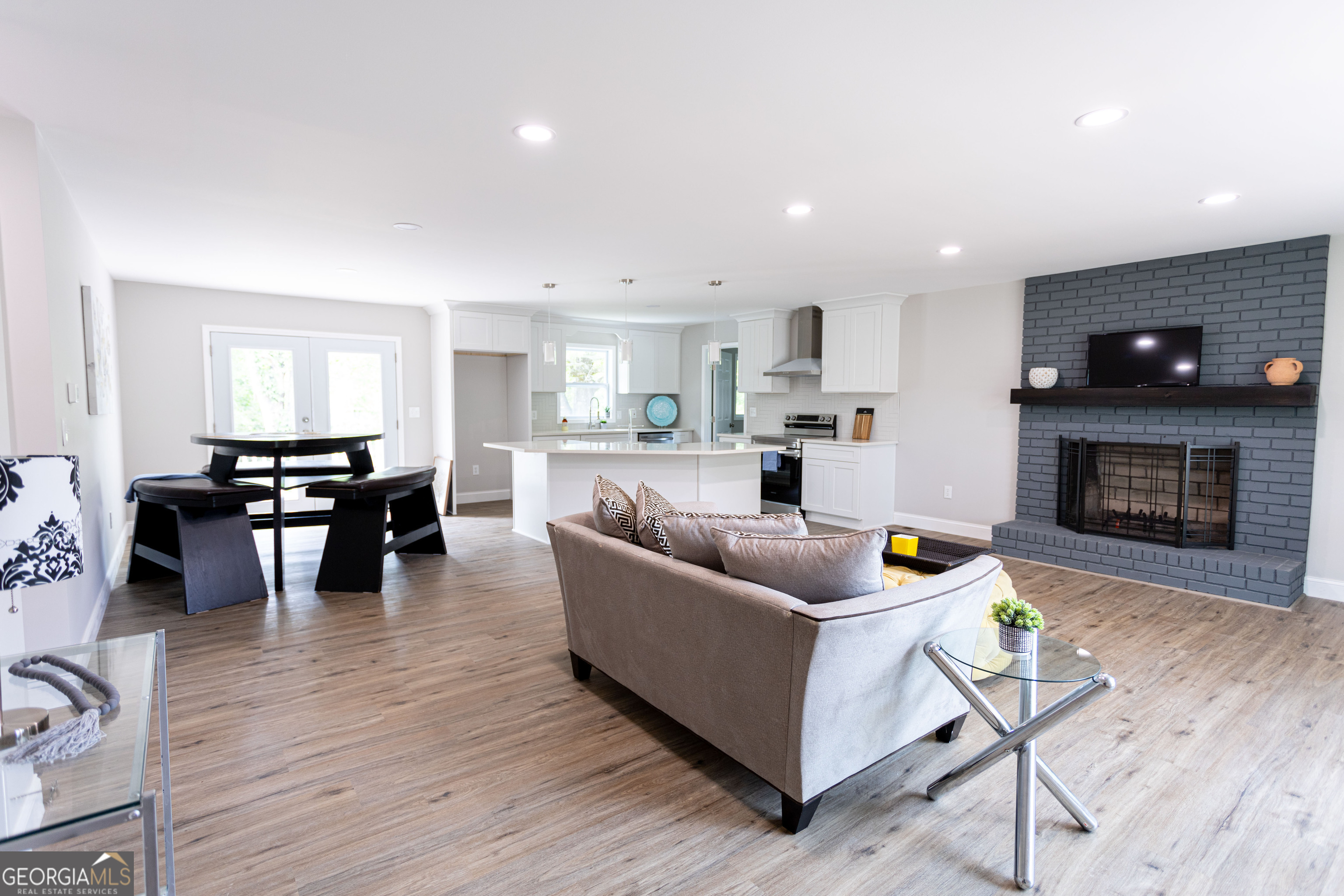 1073 West E King Road Commerce, GA 30530 - Photo 8 of 75