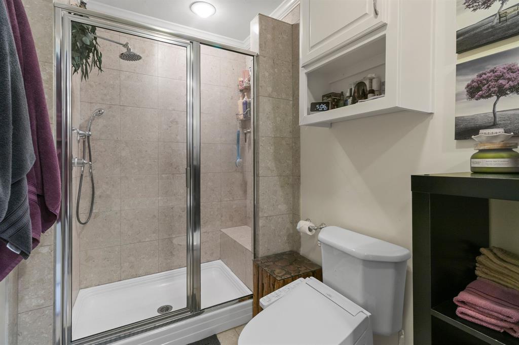 905 Crowley Road Arlington, TX 76012 - Photo 25 of 40