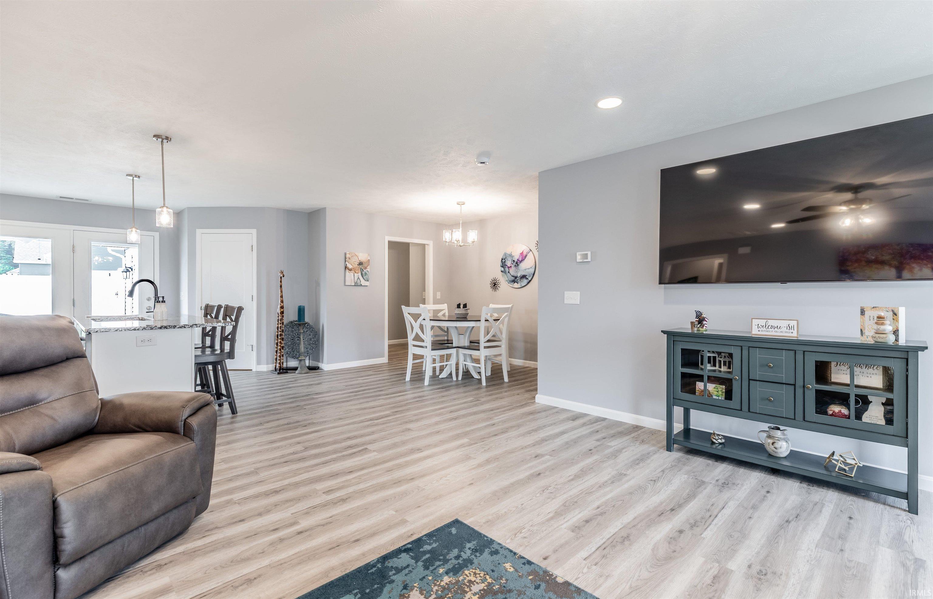 1035 Edgar Allan Road Evansville, IN 47725 - Photo 8 of 43