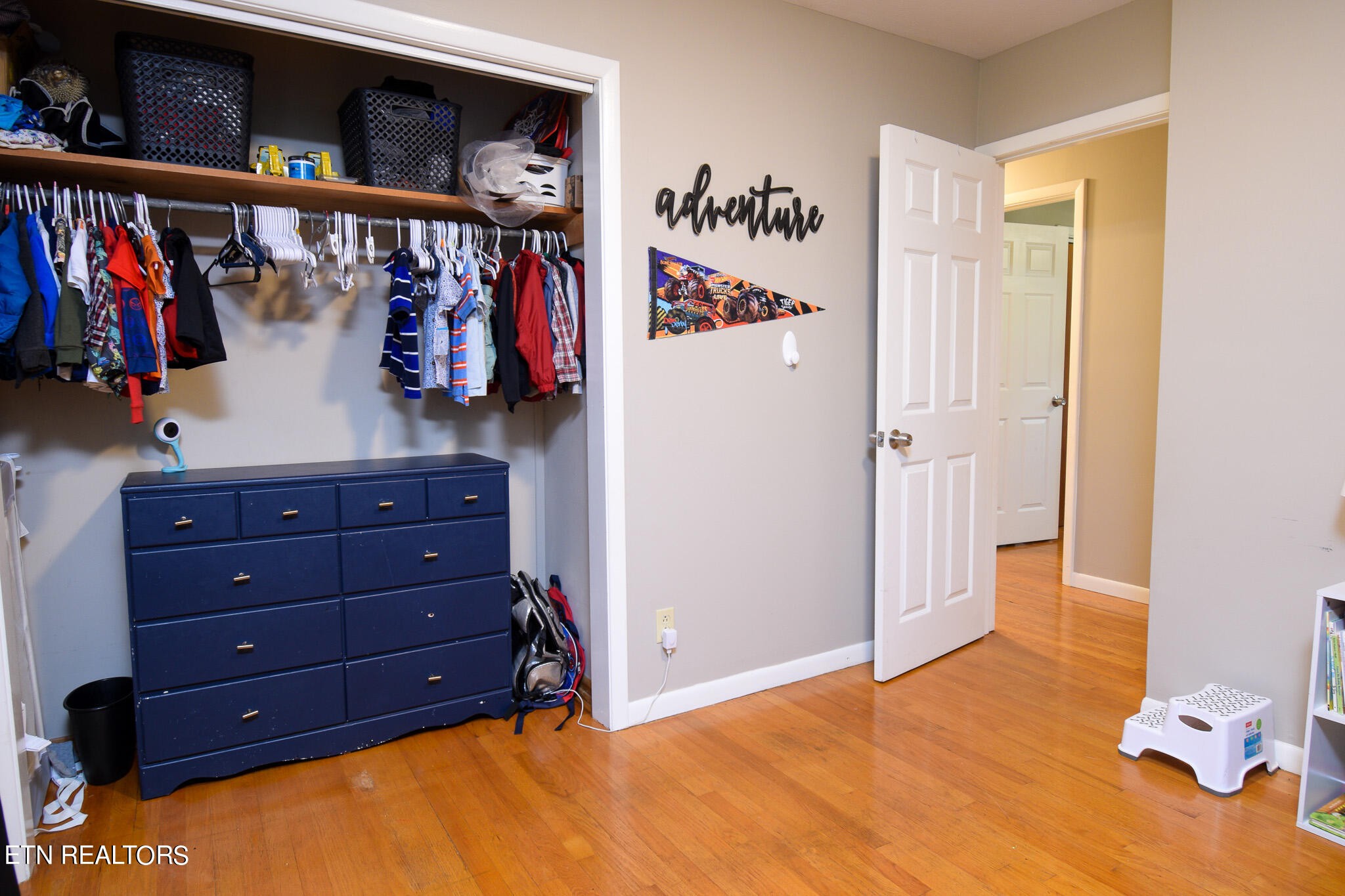 407 Delaware Avenue Oak Ridge, TN 37830 - Photo 22 of 40 a view of walk in closet and storage