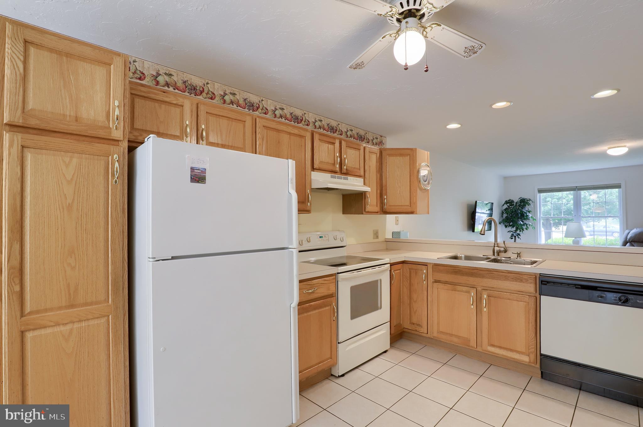2314 Daisy Road York, PA 17402 - Photo 12 of 42