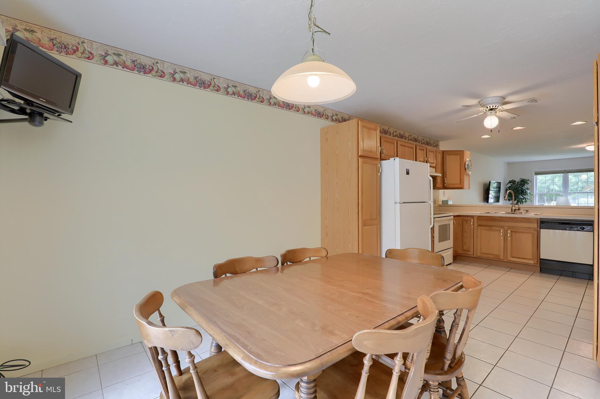 2314 Daisy Road York, PA 17402 - Photo 17 of 42
