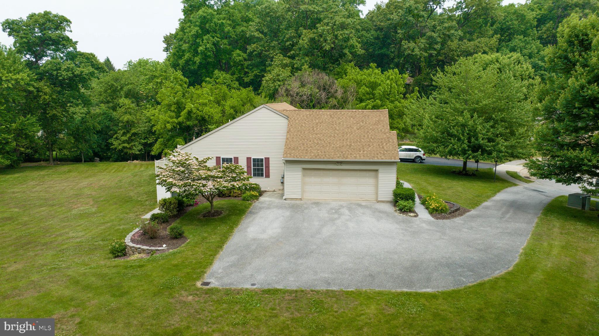 2314 Daisy Road York, PA 17402 - Photo 38 of 42
