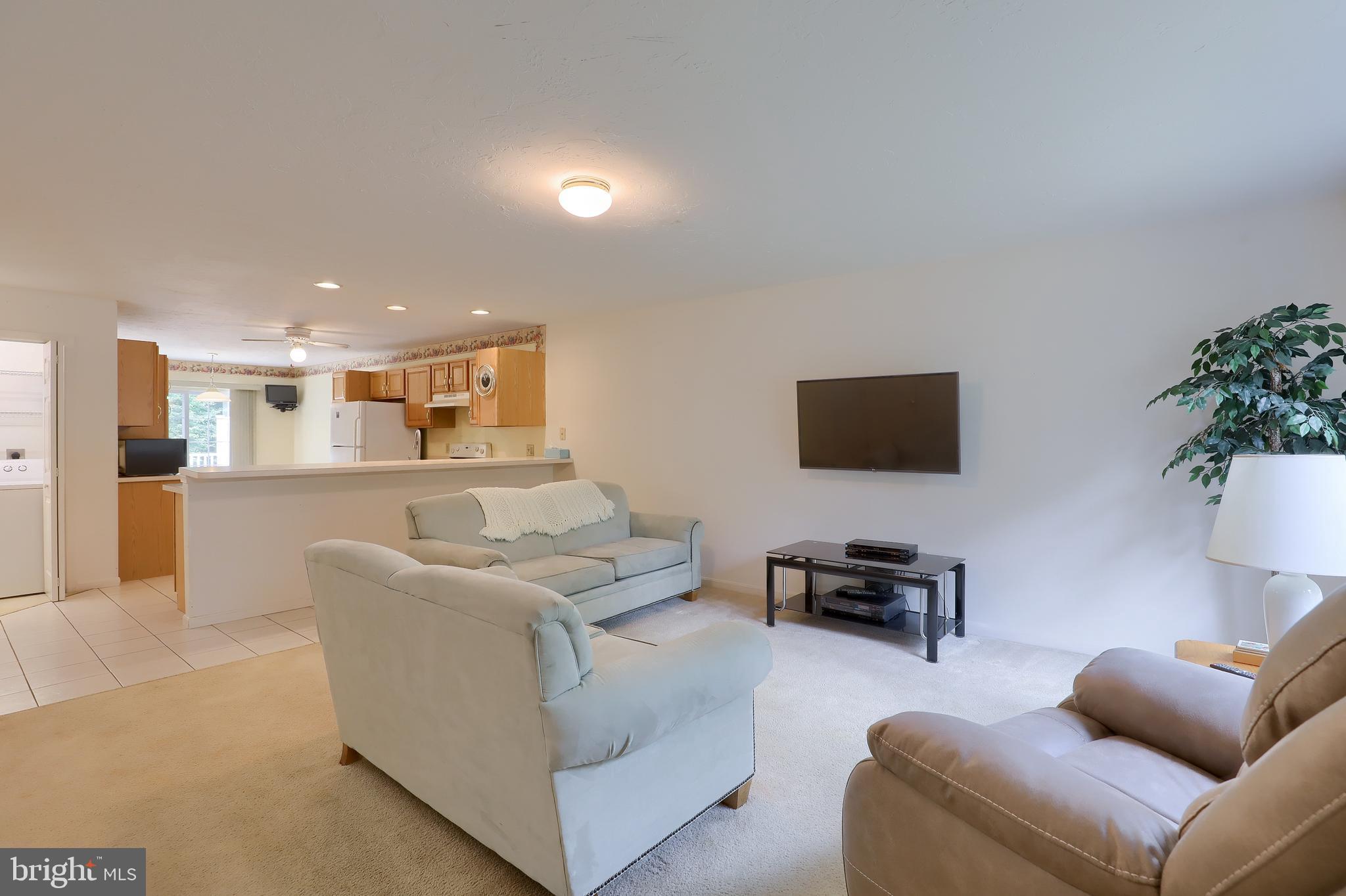 2314 Daisy Road York, PA 17402 - Photo 8 of 42