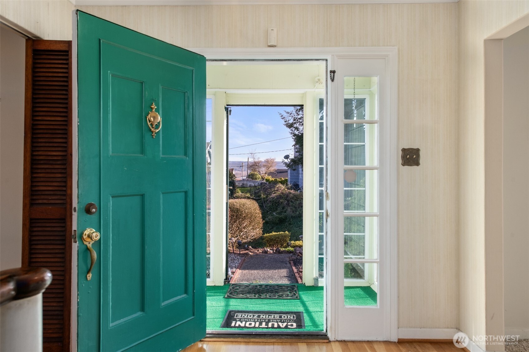 614 1st Avenue Aberdeen, WA 98520 - Photo 5 of 38 a view of a entryway door front of house