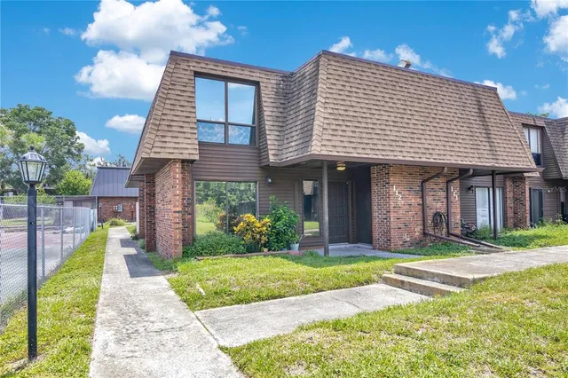 $186,999 | 1836 North Crystal Lake Drive, Unit 112, Lakeland, FL 33801