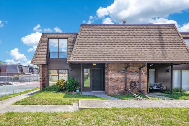 $186,999 | 1836 North Crystal Lake Drive, Unit 112, Lakeland, FL 33801