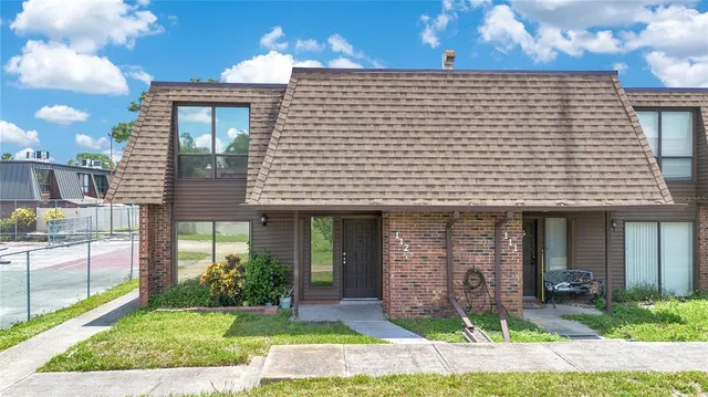 $186,999 | 1836 North Crystal Lake Drive, Unit 112, Lakeland, FL 33801