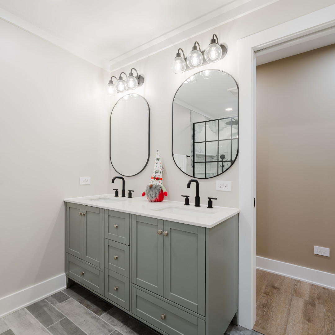 211 Roberts Road New Lenox, IL 60451 - Photo 19 of 37 a bathroom with a double vanity sink and a mirror