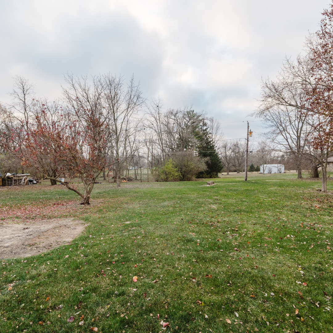 211 Roberts Road New Lenox, IL 60451 - Photo 35 of 37 a view of a field with trees
