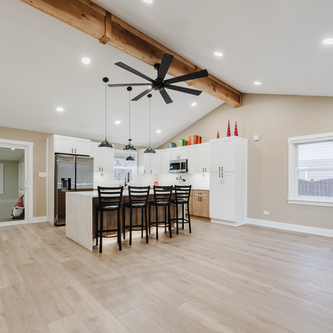 211 Roberts Road New Lenox, IL 60451 - Photo 5 of 37 a view of a kitchen and kitchen