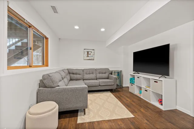 $350,000 | 1999 Clarence Street, Maplewood, MN 55109