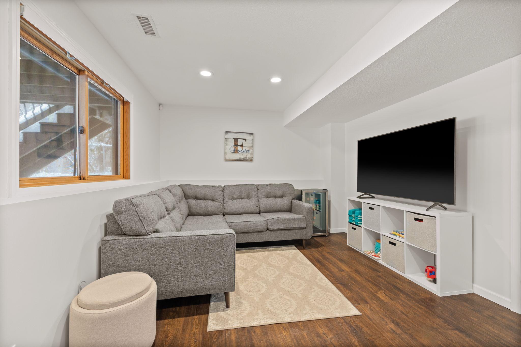 1999 Clarence Street Maplewood, MN 55109 - Photo 12 of 19