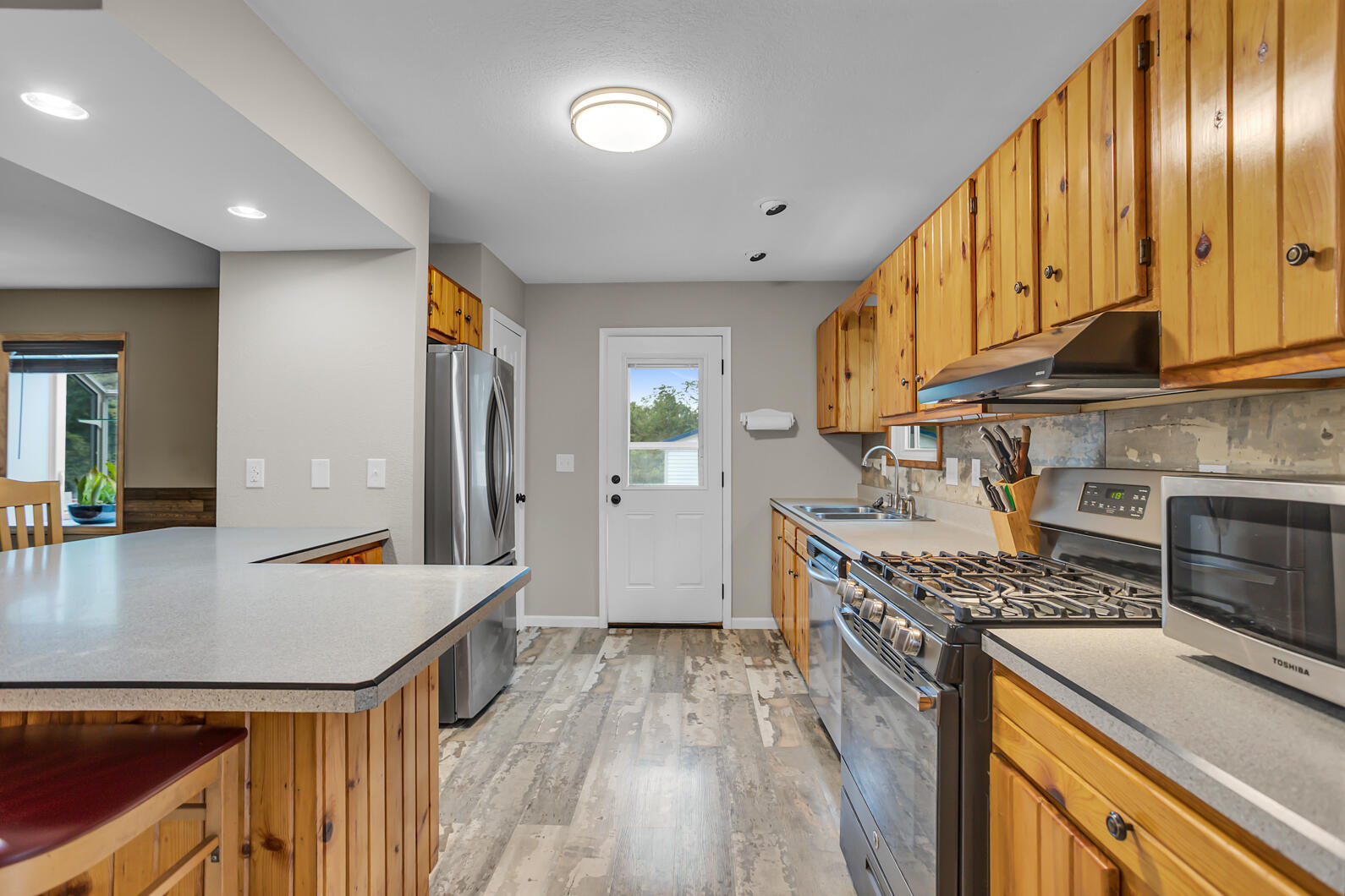 4372 Moscow Road Spring Arbor, MI 49283 - Photo 4 of 40 WOW kitchen