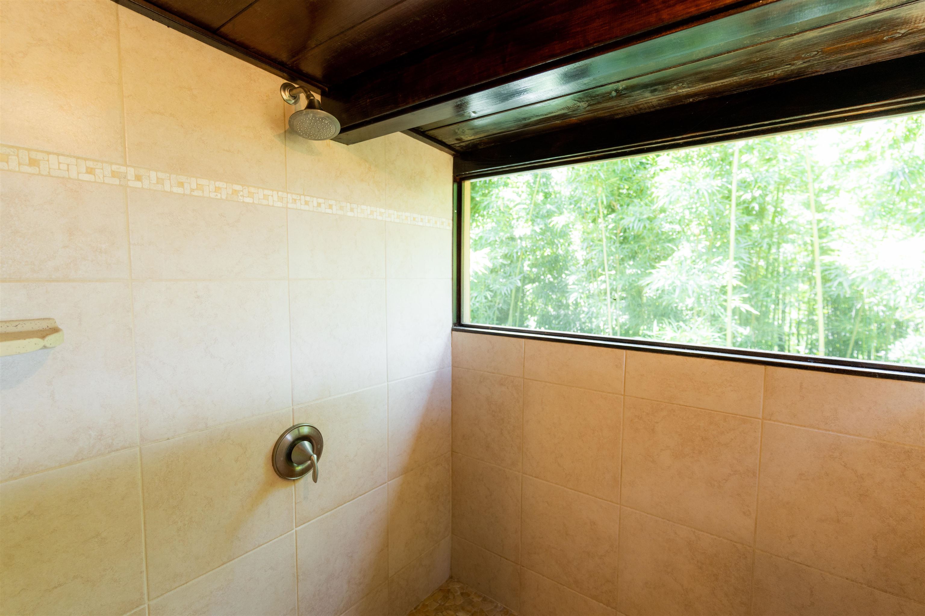 60 Lepo Place Haiku, HI 96708 - Photo 13 of 29