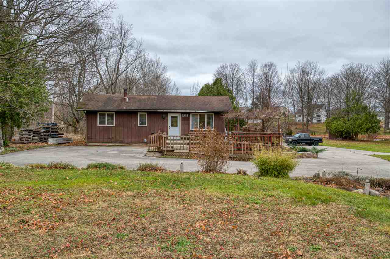 7525 Cedar Run Road Traverse City, MI 49685 - Photo 11 of 49 1881910-10.JPG