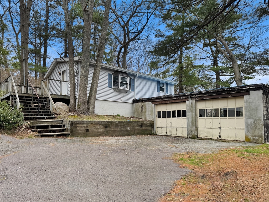 445 Western Avenue Gloucester, MA 01930 - Photo 2 of 24