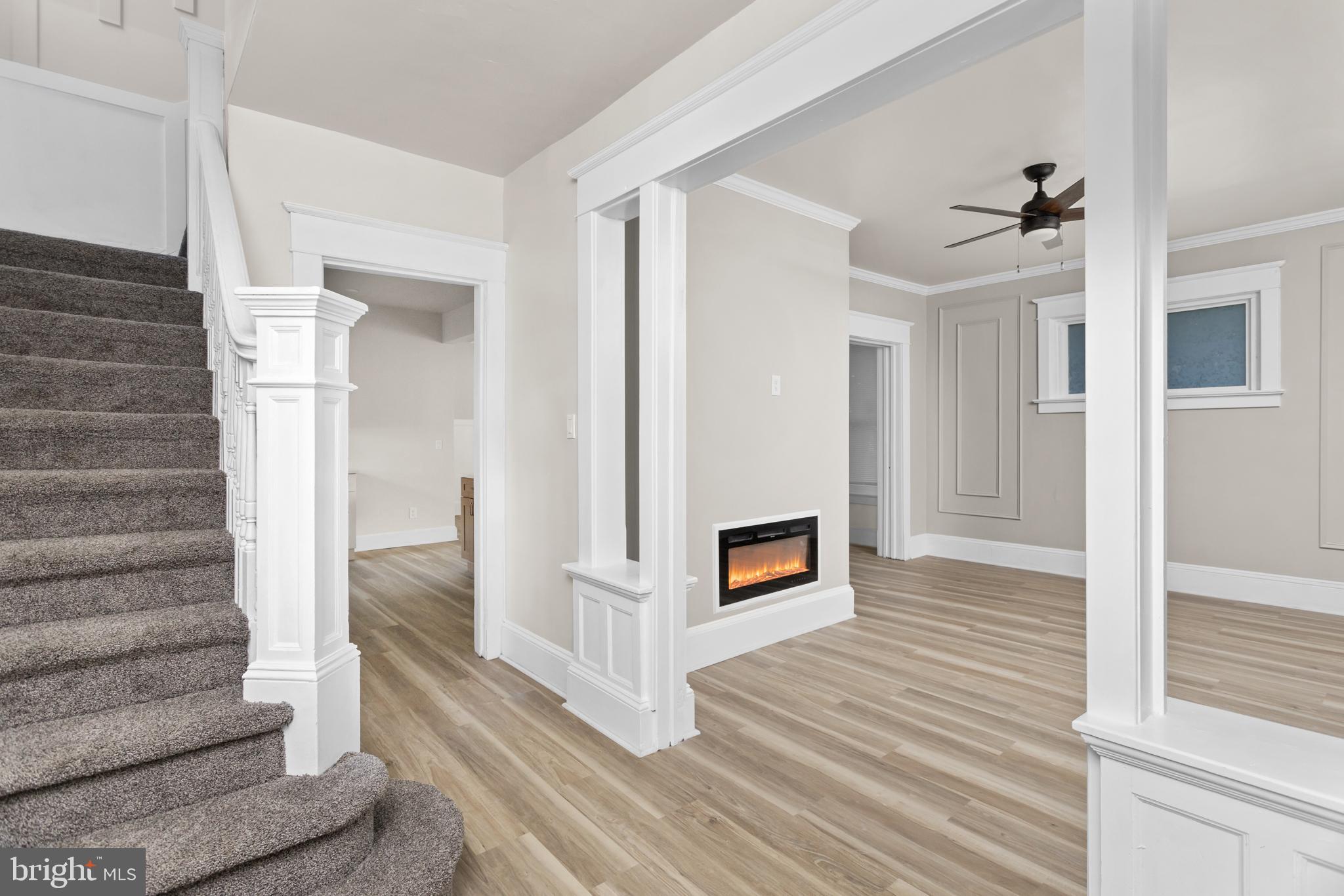 306 Berwyn Avenue Ewing, NJ 08618 - Photo 5 of 34 Entry Way View