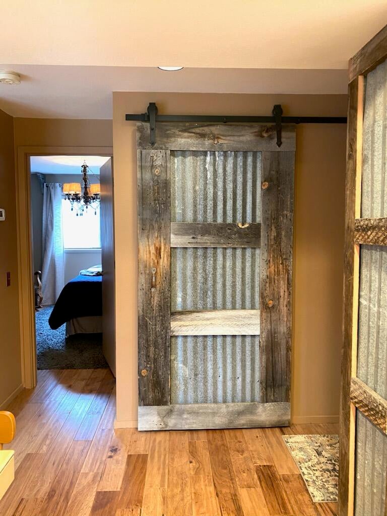 52639 Ammon Road La Pine, OR 97739 - Photo 15 of 33 Ammon Barn Door