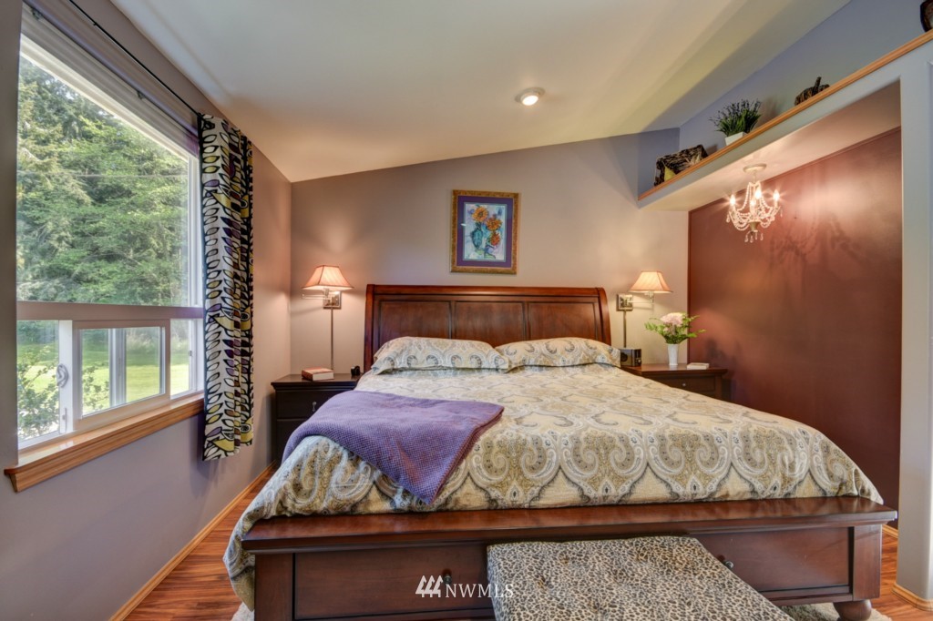 680 Christenson Road Greenbank, WA 98253 - Photo 13 of 25 Gallery Image 13