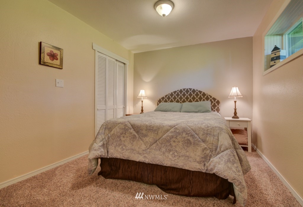 680 Christenson Road Greenbank, WA 98253 - Photo 19 of 25 Gallery Image 19