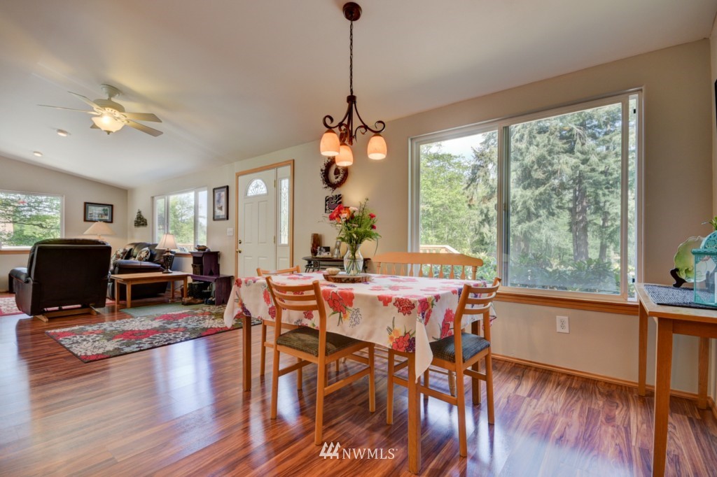 680 Christenson Road Greenbank, WA 98253 - Photo 8 of 25 Gallery Image 8