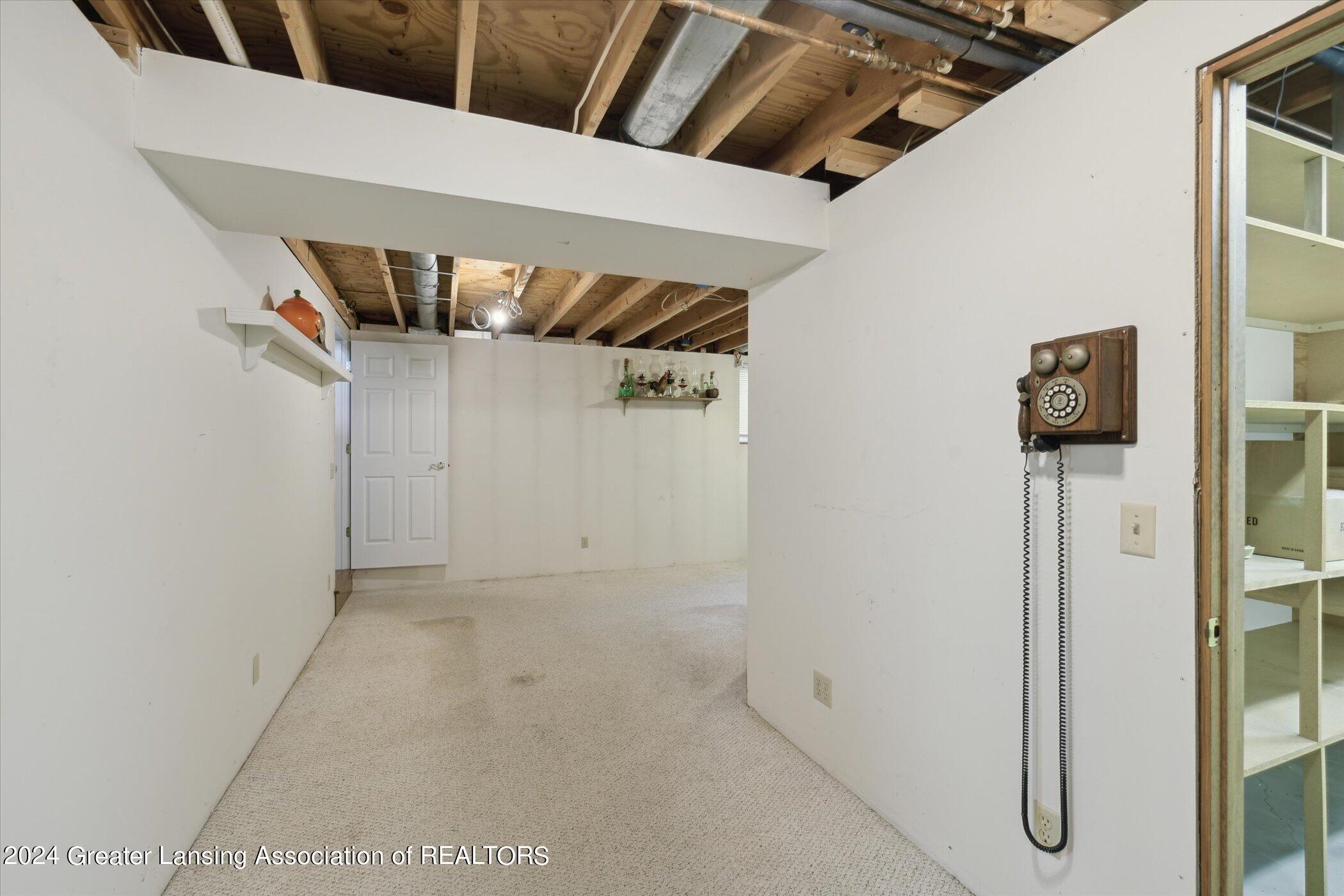4135 East Clark Road Bath, MI 48808 - Photo 39 of 61 37-4135-Clark-Rd-Bath-Twp-MI-48808-Windo