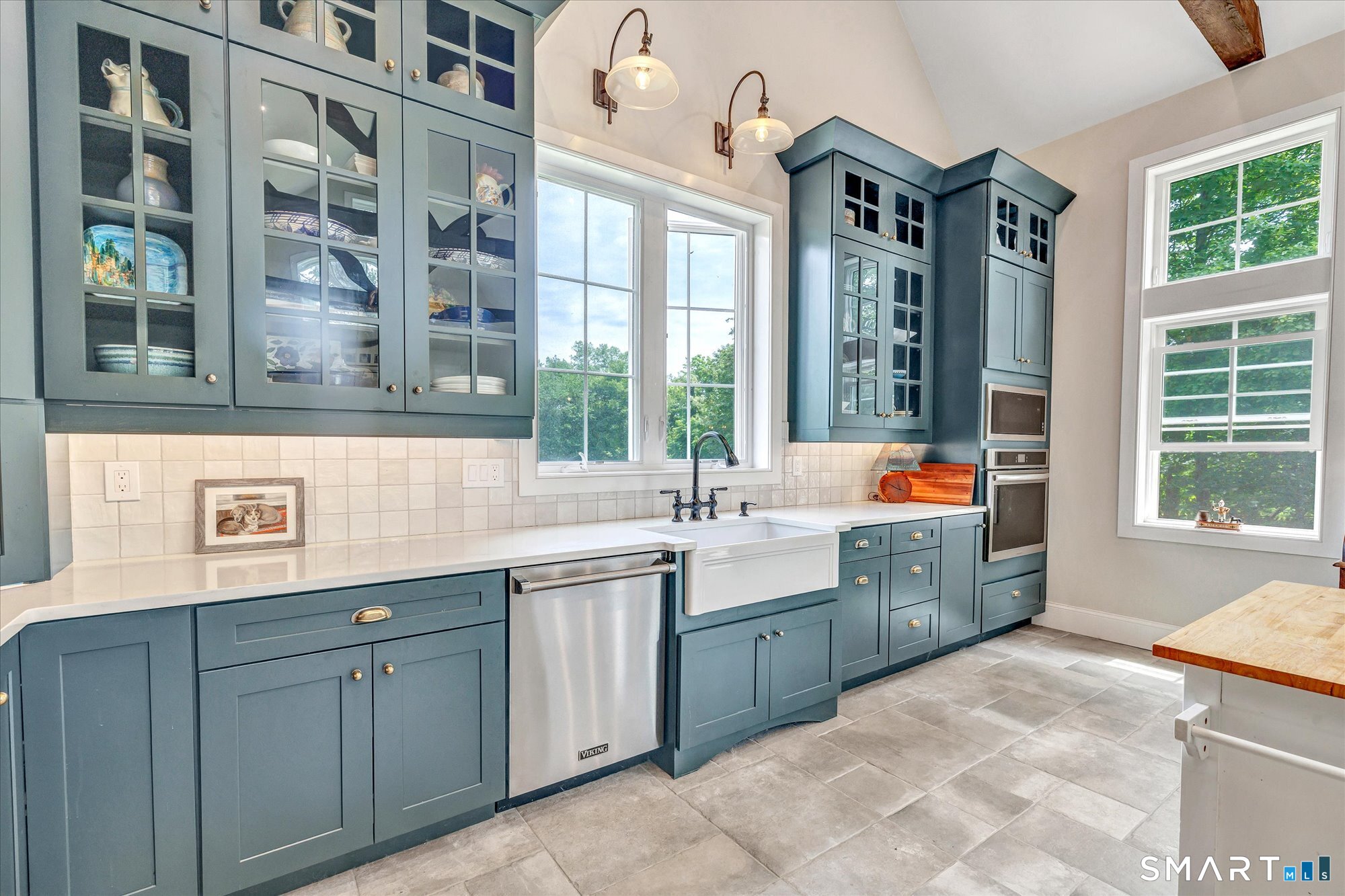 137 Rockwell Road Bethel, CT 06801 - Photo 15 of 40