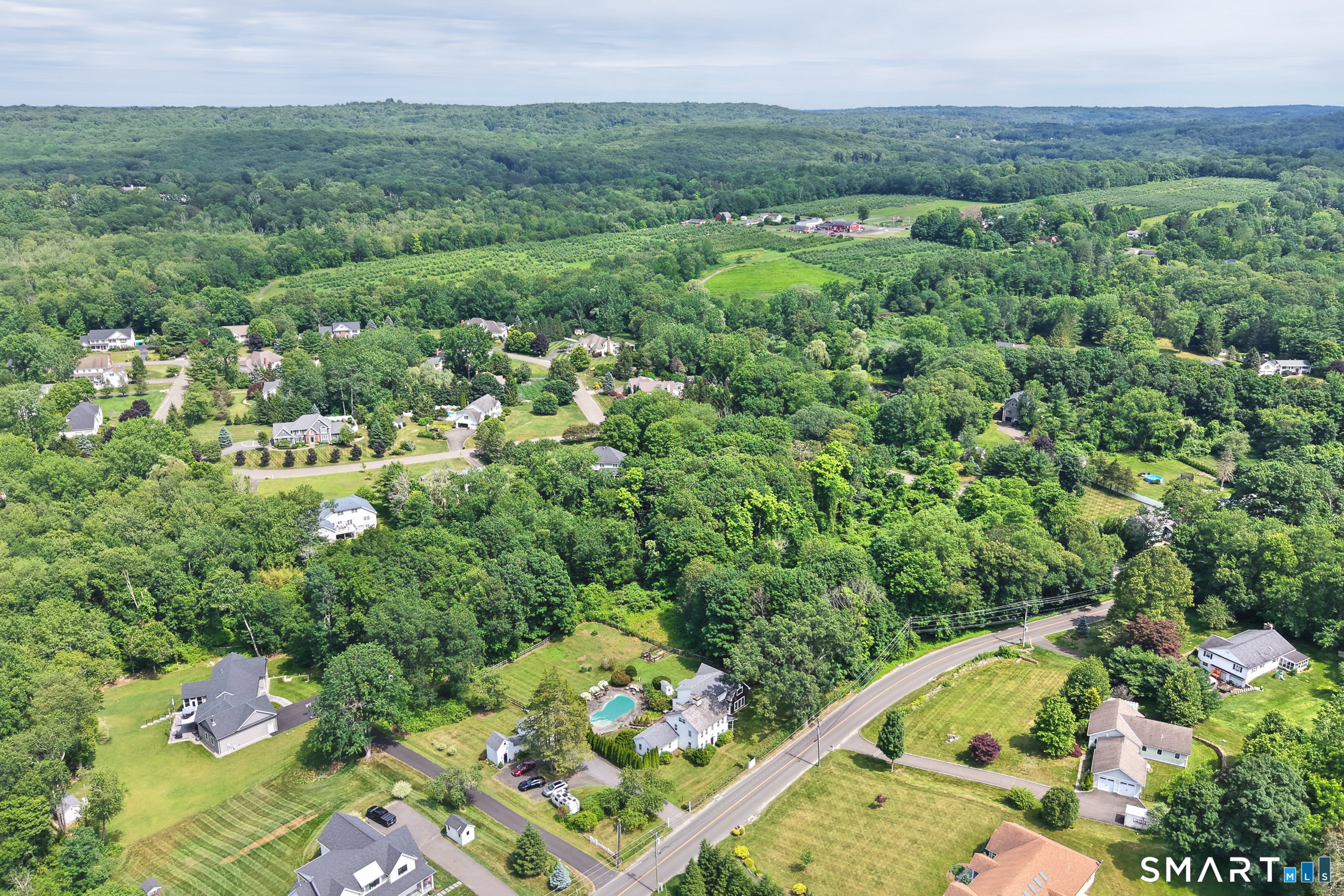137 Rockwell Road Bethel, CT 06801 - Photo 36 of 40
