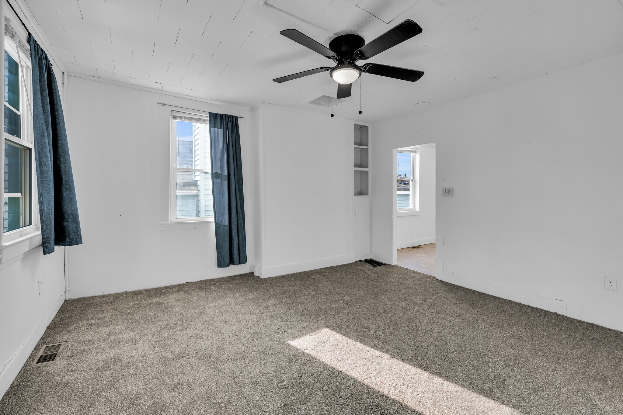 58 Spring Street Enfield, CT 06082 - Photo 18 of 24