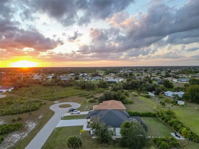 $699,900 | 8 Idle Court, Placida, FL 33946