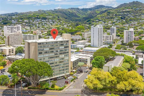 $222,000 | 1550 Wilder Avenue, Unit A301, Honolulu, HI 96822
