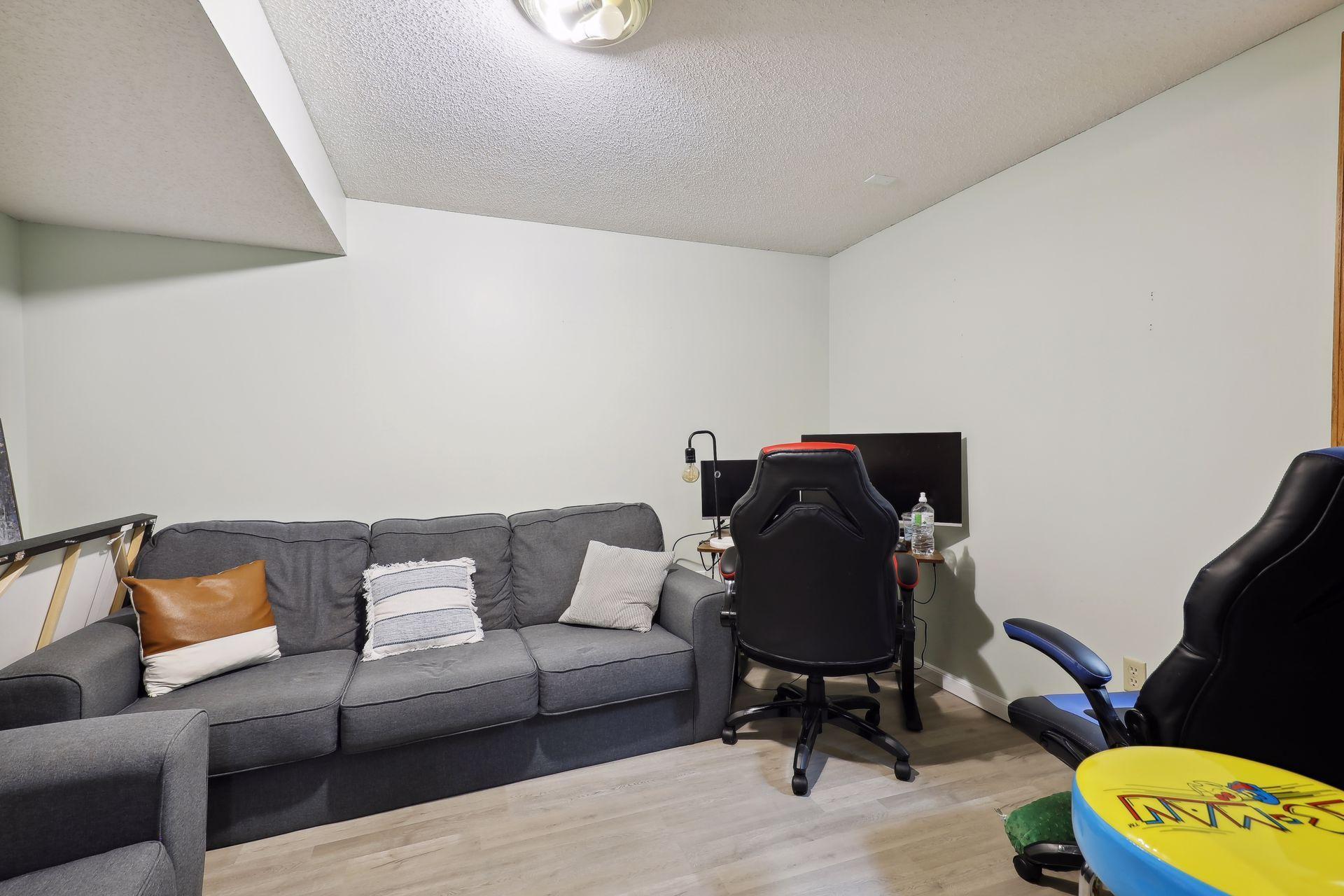 8324 Morris Road Bloomington, MN 55437 - Photo 33 of 40 Gallery Image 33