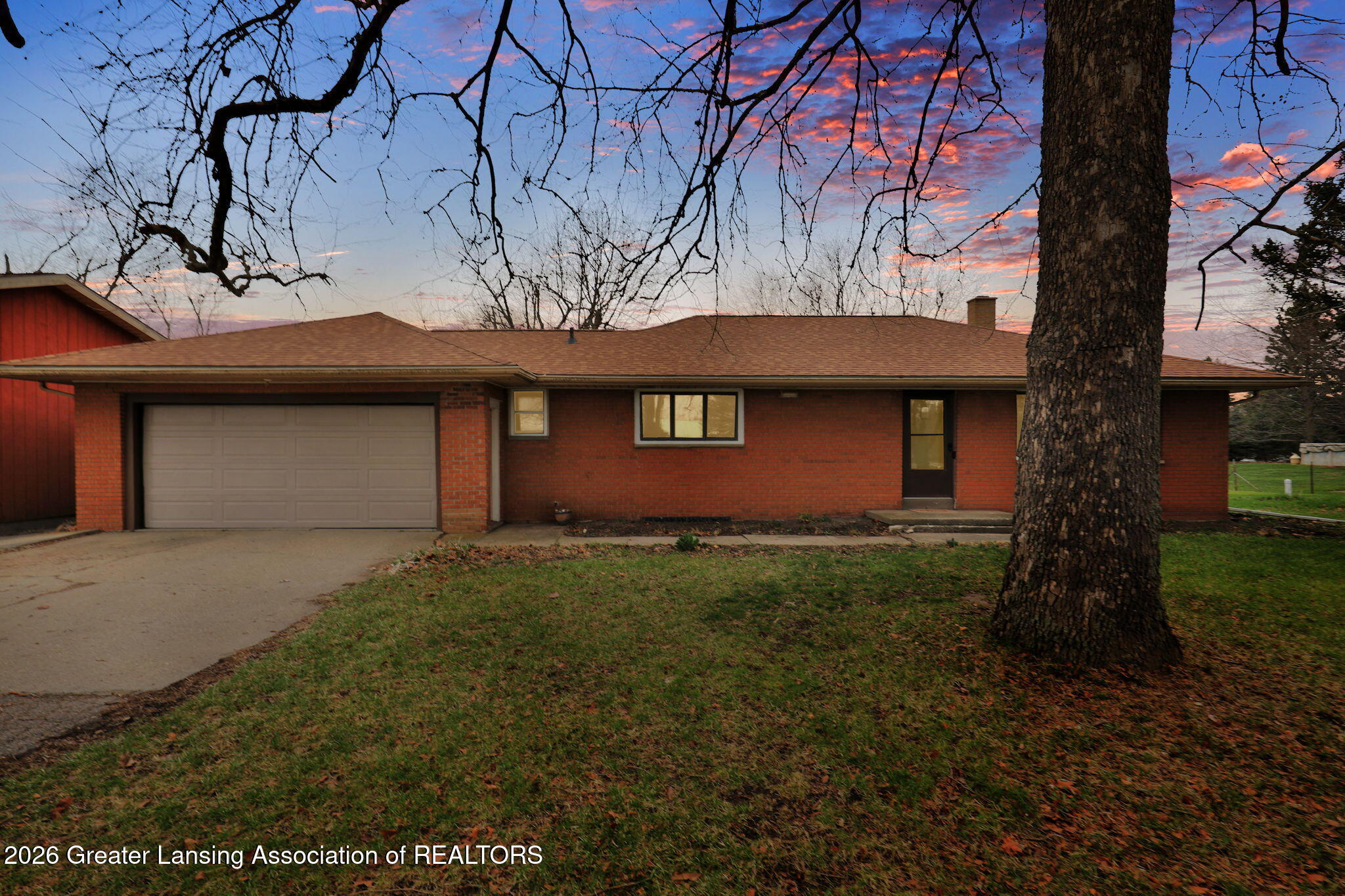 12349 Broadbent Road Lansing, MI 48917 - Photo 2 of 42 38-web-or-mls-Open Ended Media-4